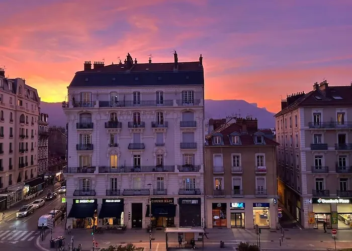 Entierement Renove Proche Gare Apartament