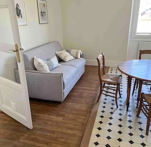 Entierement Renove Proche Gare *